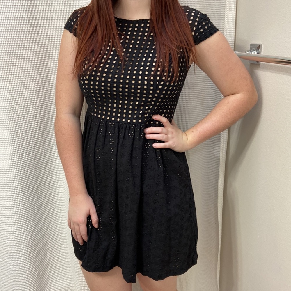 Women’s Xhilaration square and floral cut out black and cream dress. Size small - Picture 5 of 14